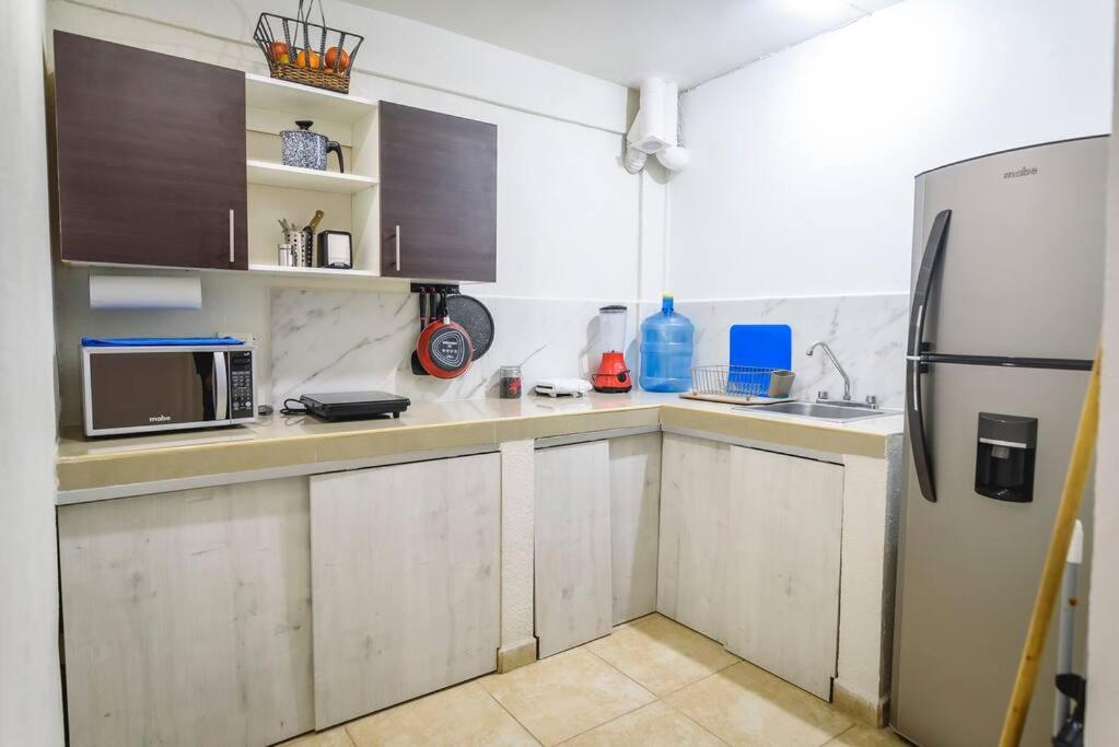 Departamento Comodo Centrico Tv Ac Wifi Cocina Parking, Letra C Ciudad Valles Eksteriør billede