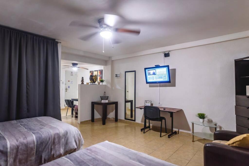 Departamento Comodo Centrico Tv Ac Wifi Cocina Parking, Letra C Ciudad Valles Eksteriør billede